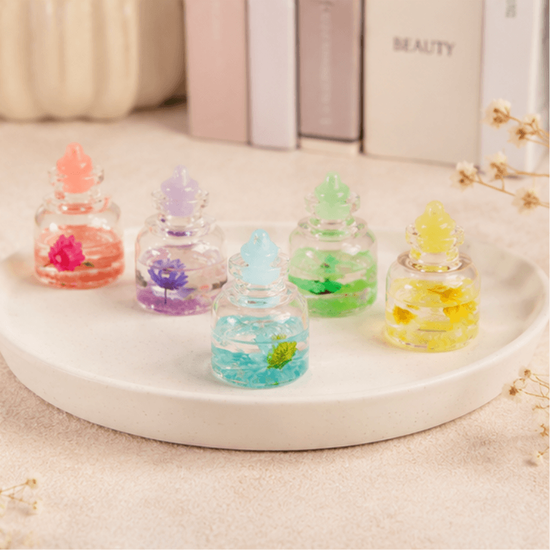 Aesthetic Miniature Perfume Bottles with Floral Lid